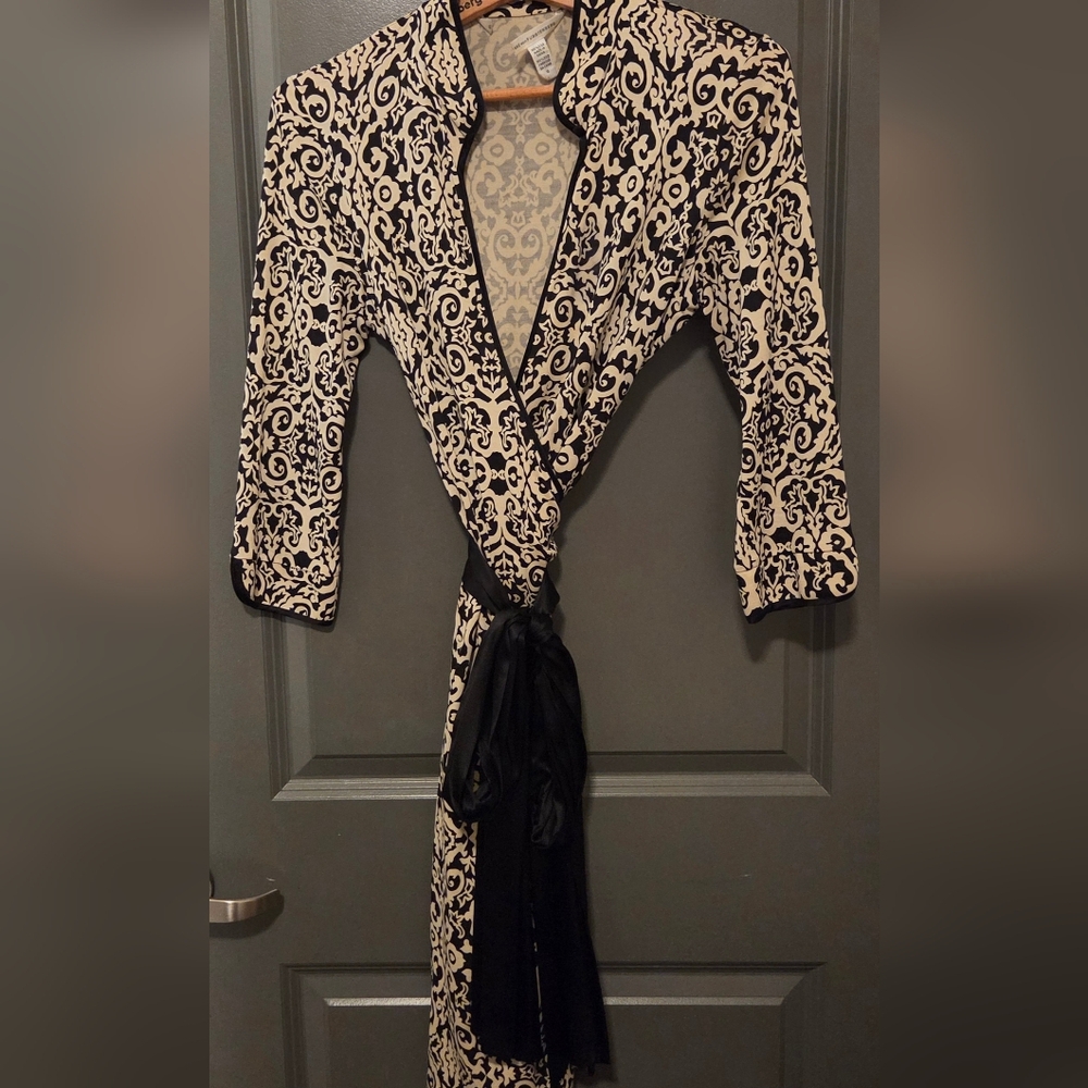 Diane Von Furstenberg Rare Vintage Silk Wrap Long Sleeve Dress Size 10